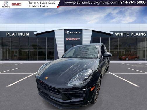 Black 2024 Porsche Macan Macan