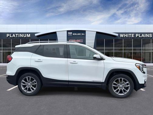 Summit White 2024 GMC Terrain SLT