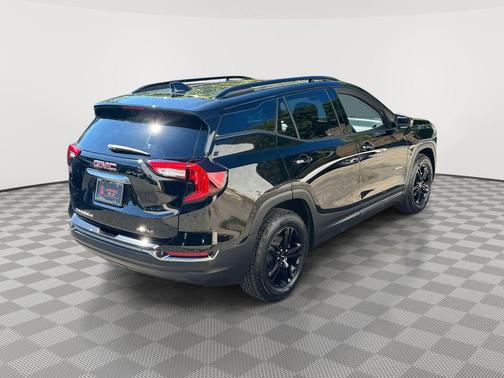 2022 GMC Terrain AWD AT4