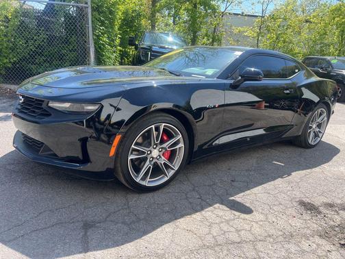 Black 2022 Chevrolet Camaro RWD Coupe LT1