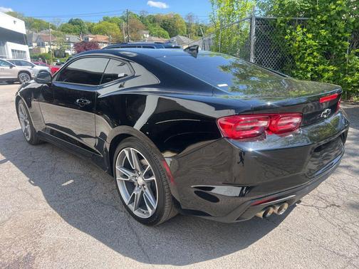 Black 2022 Chevrolet Camaro RWD Coupe LT1