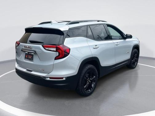 2022 GMC Terrain AWD AT4