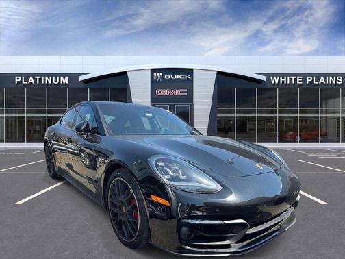 Black 2023 Porsche Panamera 4 Platinum Edition