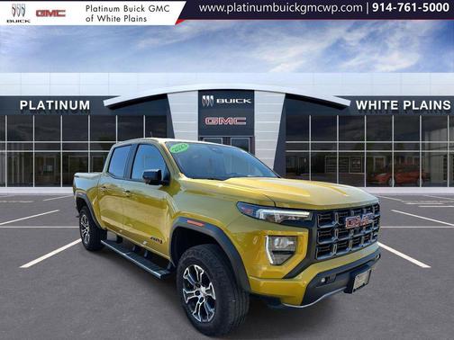 2023 GMC Canyon AT4