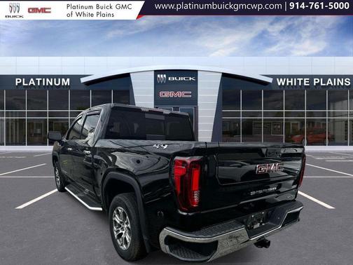 Onyx Black 2024 GMC Sierra 1500 SLT