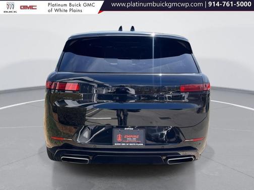 2024 Land Rover Range Rover Sport SE