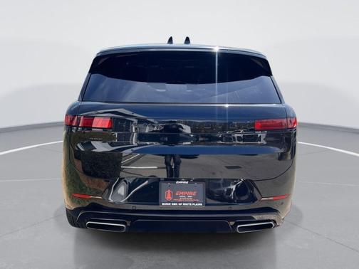 2024 Land Rover Range Rover Sport SE