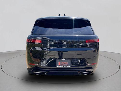 2024 Land Rover Range Rover Sport SE