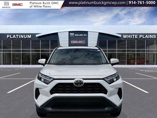Ice Cap 2024 Toyota RAV4 XLE