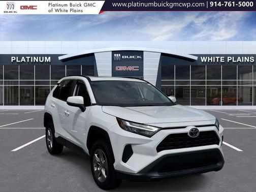Ice Cap 2024 Toyota RAV4 XLE