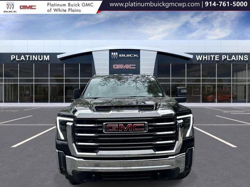 Onyx Black 2023 GMC Sierra 1500 AT4X