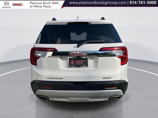 2022 GMC Acadia AWD SLT