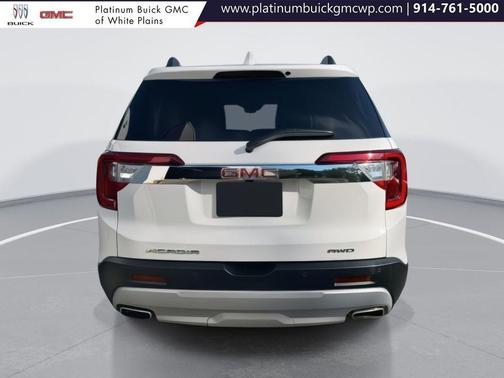 2022 GMC Acadia AWD SLT