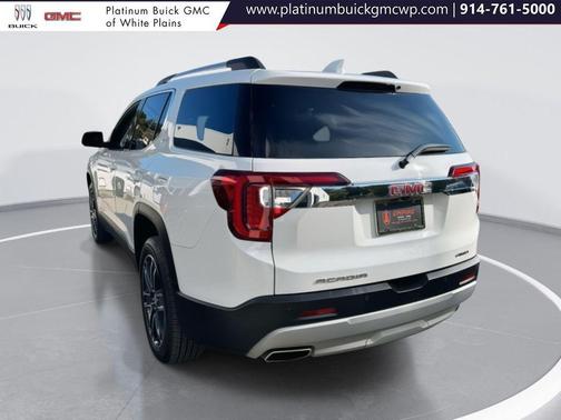 2022 GMC Acadia AWD SLT