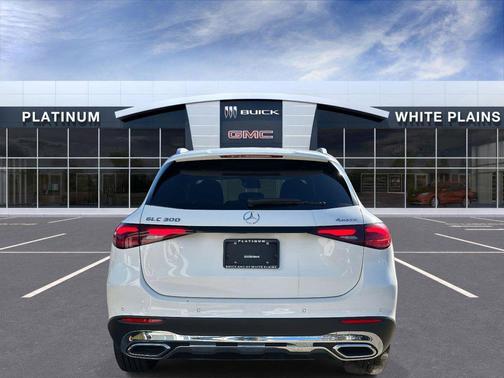 Polar White 2024 Mercedes-Benz GLC 300 4MATIC