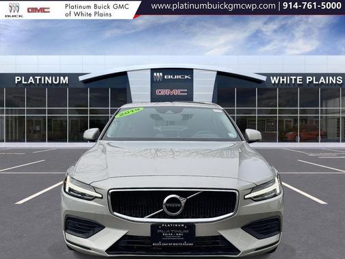 2019 Volvo S60 T6 Momentum