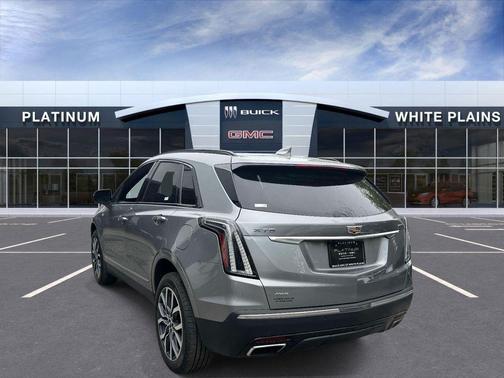 Argent Silver Metallic 2023 Cadillac XT5 Sport