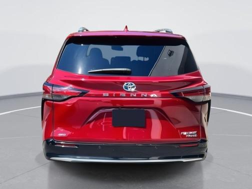2022 Toyota Sienna Platinum