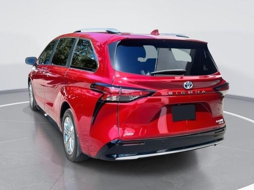 2022 Toyota Sienna Platinum