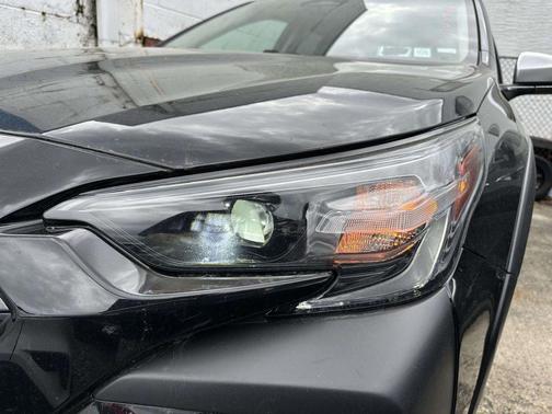 Crystal Black Silica 2024 Subaru Outback Touring XT