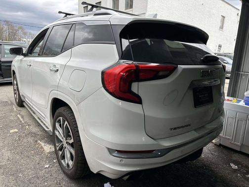 Summit White 2018 GMC Terrain Denali