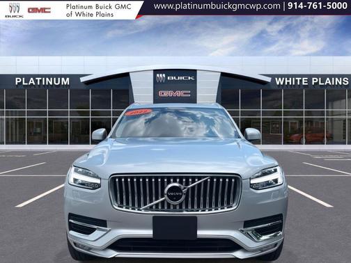 2022 Volvo XC90 T6 Inscription