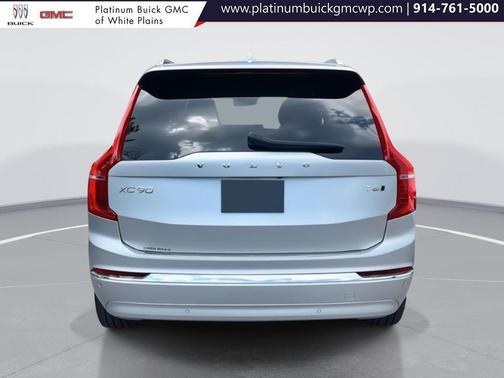 2022 Volvo XC90 T6 Inscription