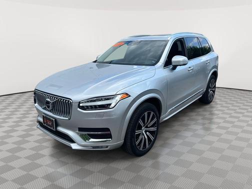 2022 Volvo XC90 T6 Inscription