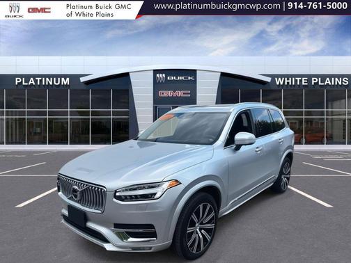 2022 Volvo XC90 T6 Inscription
