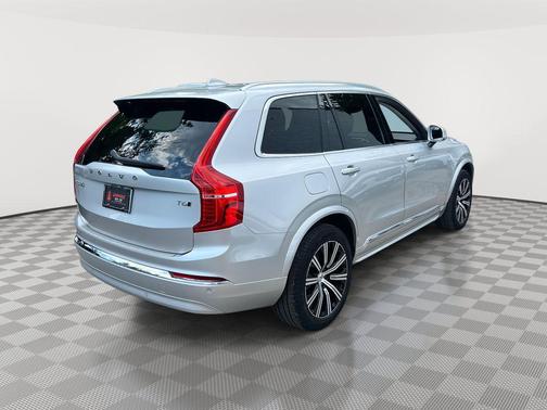2022 Volvo XC90 T6 Inscription