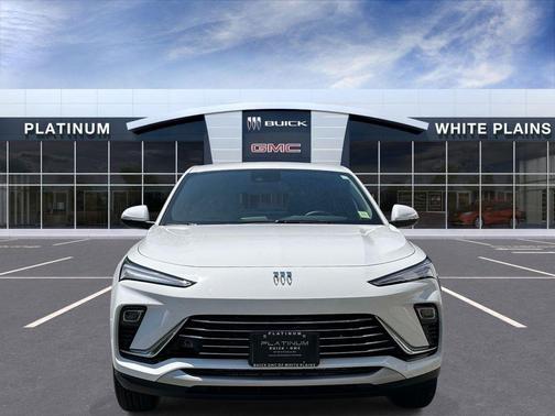 Summit White 2025 Buick Envista Preferred FWD
