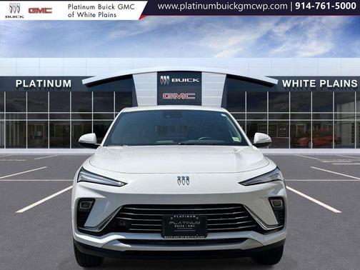 Summit White 2025 Buick Envista Preferred FWD
