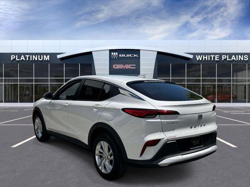 Summit White 2025 Buick Envista Preferred FWD