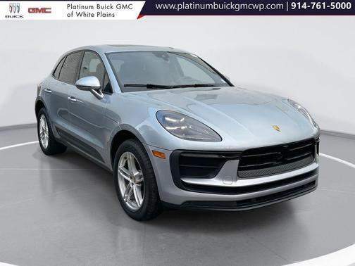 2023 Porsche Macan Base