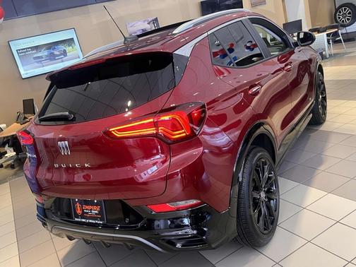 2025 GMC Acadia AWD Elevation