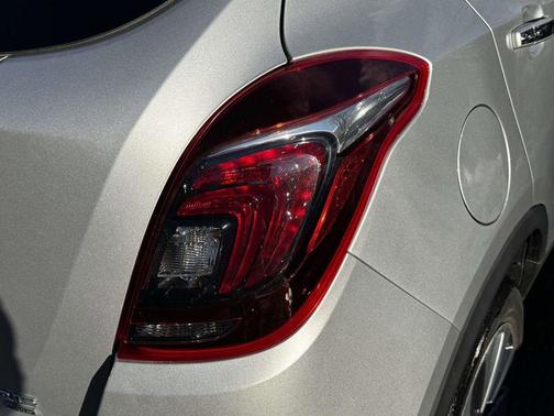 Quicksilver Metallic 2022 Buick Encore Preferred