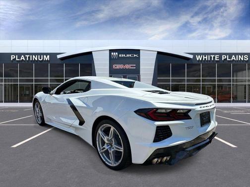 Arctic White 2024 Chevrolet Corvette Stingray w/1LT