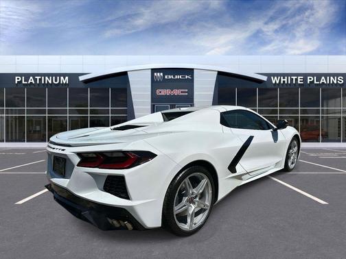 Arctic White 2024 Chevrolet Corvette Stingray w/1LT