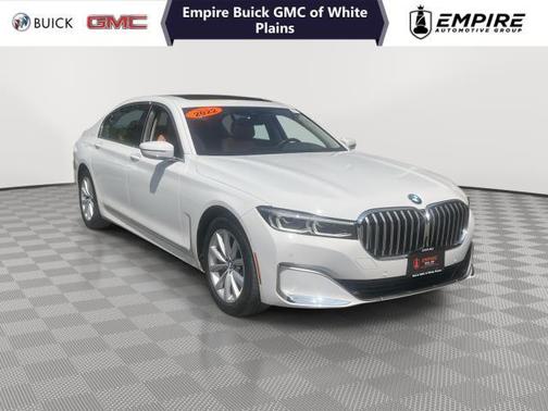 2022 BMW 740 i xDrive