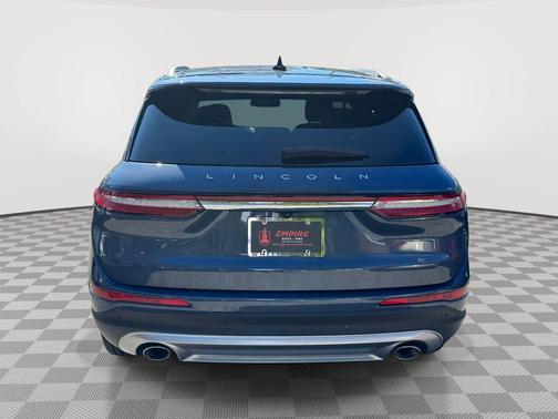 2022 Lincoln Corsair Standard