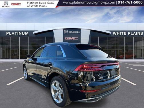 2023 Audi Q8 55 Premium Plus