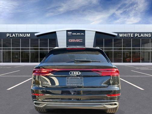 2023 Audi Q8 55 Premium Plus