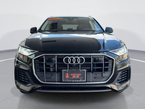 2023 Audi Q8 55 Premium Plus