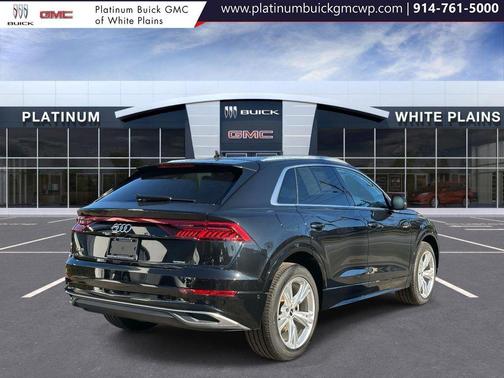 2023 Audi Q8 55 Premium Plus