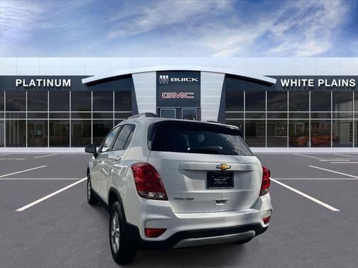 Summit White 2021 Chevrolet Trax LT