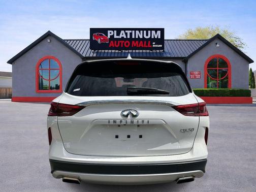 Lunar White 2021 INFINITI QX50 LUXE