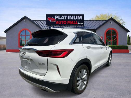 Lunar White 2021 INFINITI QX50 LUXE