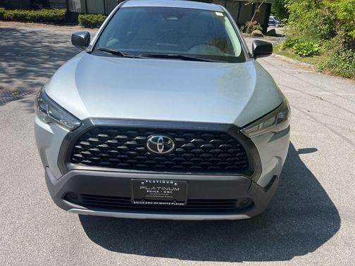 Sonic Silver 2023 Toyota Corolla Cross L