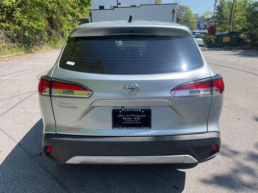 Sonic Silver 2023 Toyota Corolla Cross L