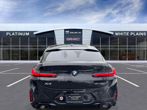 2023 BMW X4 xDrive30i